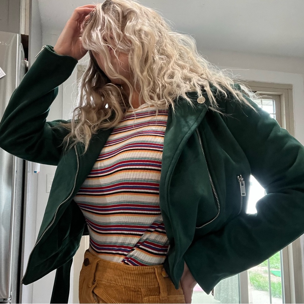 Striped top - Picture 5 of 6